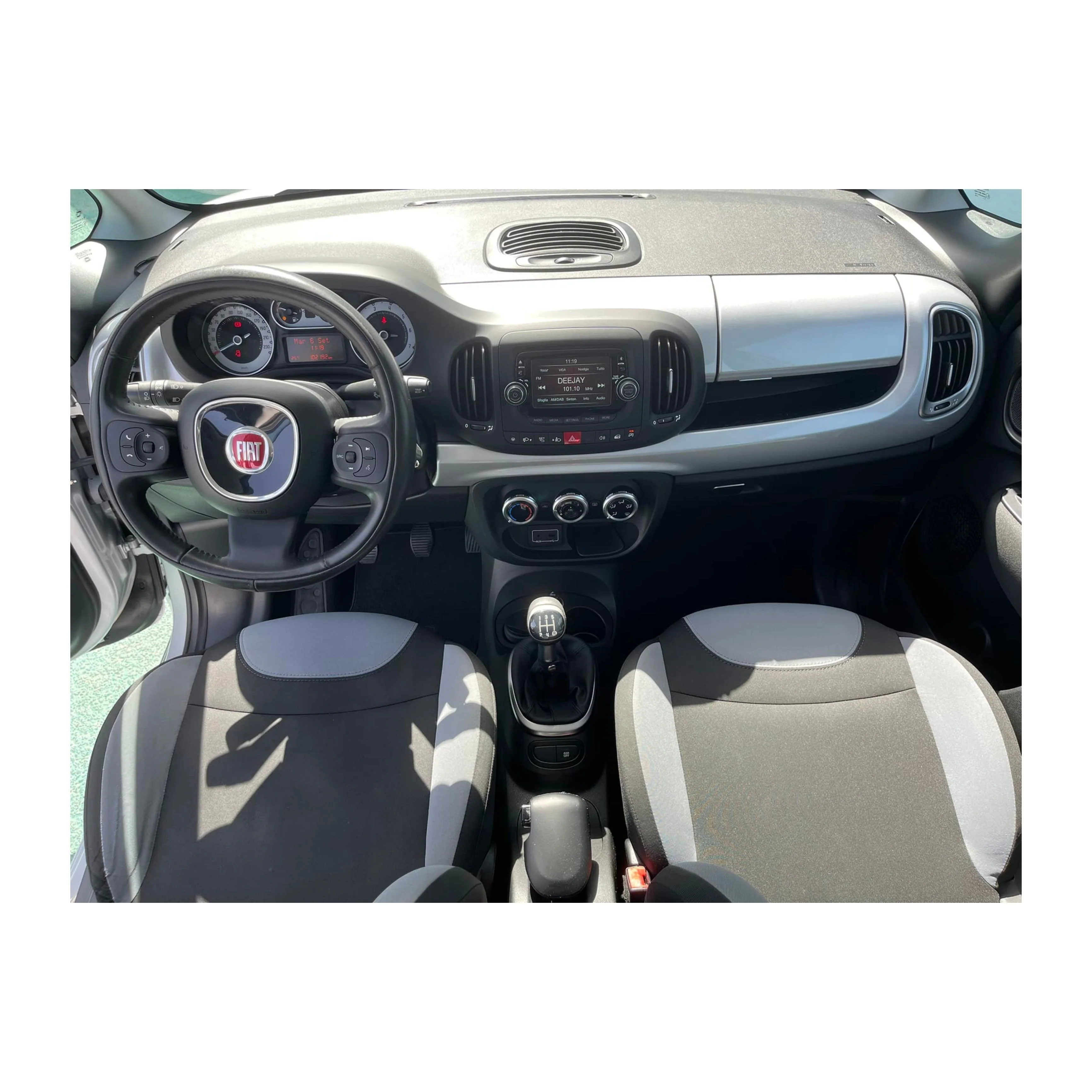 Autoradio per Fiat 500L | 2012-2022 | Android | Bluetooth | Motorizzato | CarPlay | Android Auto | 1GB/2GB Ram - Image 2