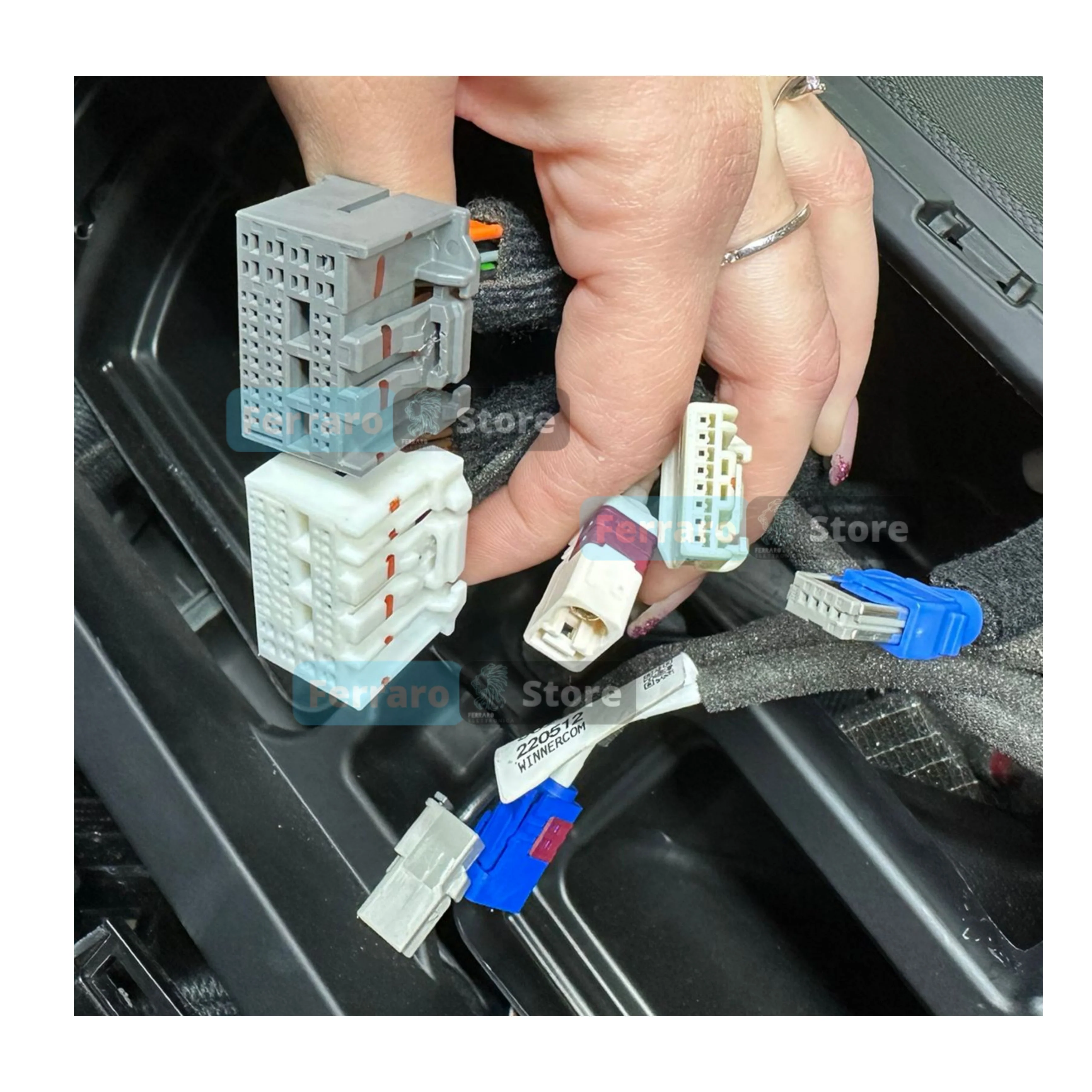 Kit Montaggio Autoradio 10.1"Pollici Hyundai i20 (2020-2026) Mascherina, Cablaggio per Autoradio Android - Image 3