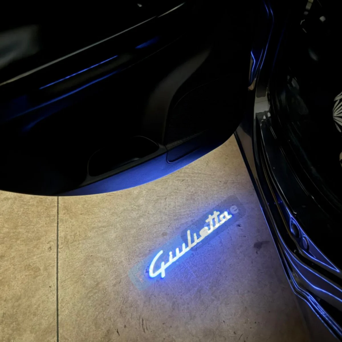 Luce di Cortesia Alfaromeo Giulietta (2011-2018) Plug and Play - Image 3